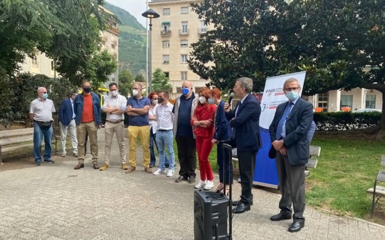 A Bolzano in piazza per difendere il lavoro dei giornalisti. A Trento la sentenza condanna l’editore Ebner