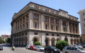 Porte sbarrate ai giornalisti al Comune di Salerno, il Sugc: “Attacco all’articolo 21 della Costituzione”