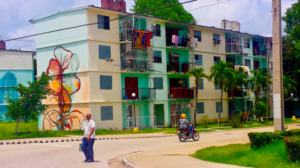 Cuba, il turismo langue e le file si allungano, mentre l’inflazione picchia duro
