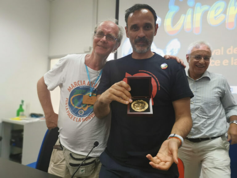 Eirenefest. “L’inizio della fine delle armi nucleari”, film sulla battaglia di proibizione dell’atomica. Carlos Umaña (ICAN): “Affinché un conflitto nucleare non sia questione di ‘quando’ … “