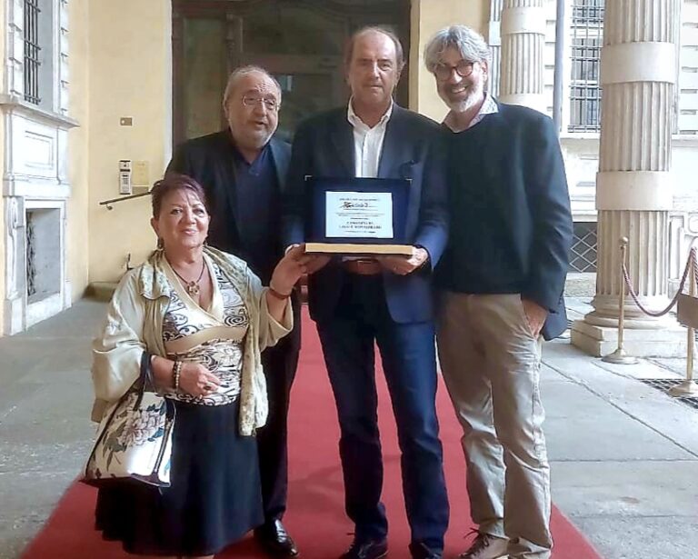 Dal Premio Roberto Morrione: perché la tessera onoraria di Articolo 21 all’Associazione Familiari e Vittime dell’Amianto di Casale Monferrato
