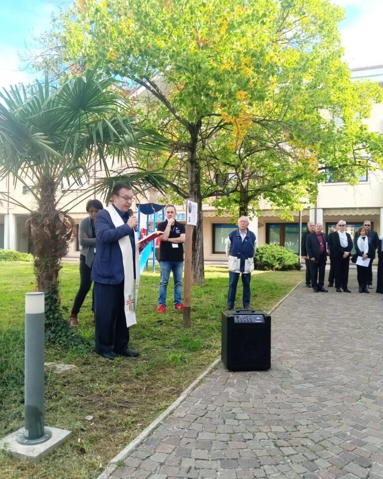 Una passeggiata nel segno della libertà di stampa e nel ricordo di Cristina Visintini