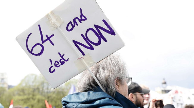 La sconfitta della sinistra e dei sindacati francesi sulle pensioni
