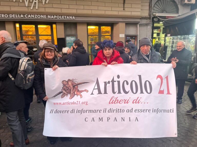 Fermatevi!”: Articolo 21 ha aderito alla grande manifestazione per la pace di Napoli