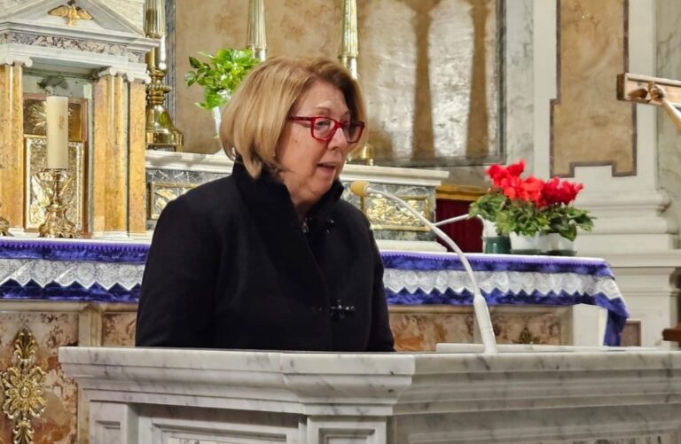 Il prefetto che guida il Comune sciolto per mafia attacca i giornalisti e li chiama “giornalai”