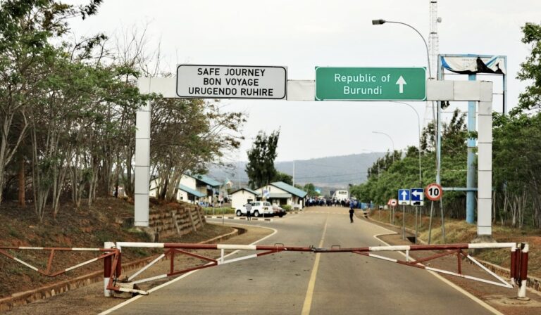 Nuove tensioni nella Regione dei Grandi Laghi in Africa, il Burundi chiude le frontiere con il Ruanda