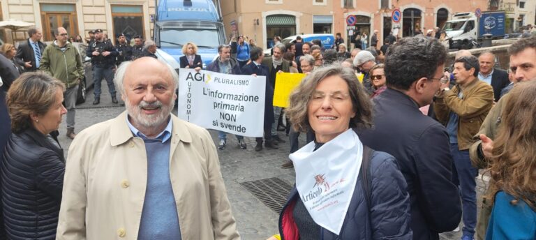 Anche Articolo21 a Roma per sit in di protesta dei giornalisti Agi contro la vendita ad Angelucci
