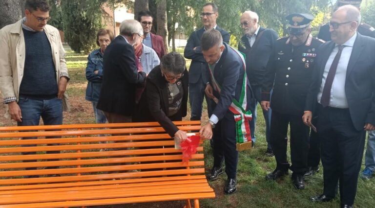 A Imola inaugurata la panchina per Mario Paciolla