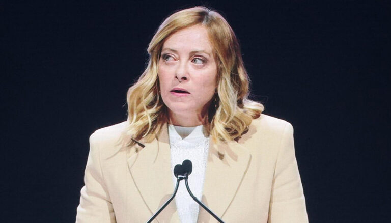 Il pranzo-comizio della domenica. In diretta Rai