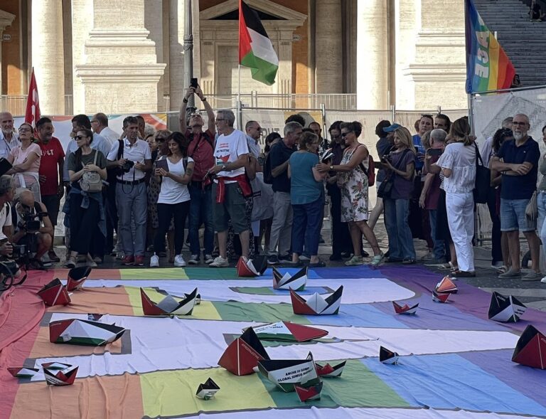 “Pace per Gaza”: folla in Campidoglio e quattro parlamentari italiani sulla Flottilla