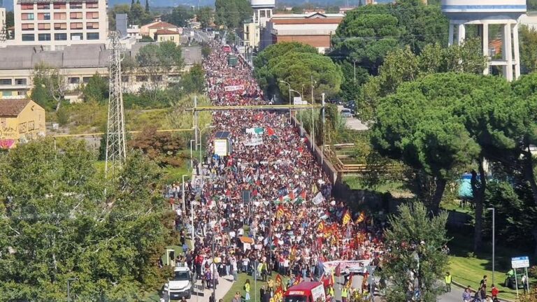 Una marea umana ha invaso la Toscana. La Global Sumud Flotilla ha dato una lezione di umanità da raccontare ai nostri figli