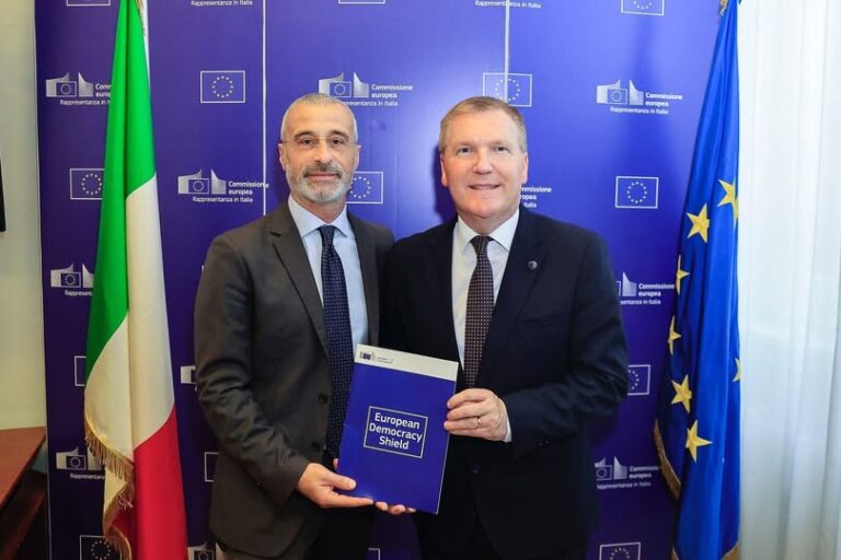 Il commissario per lo stato di diritto Ue a Roma, incontro col presidente Di Trapani sul caso-Italia