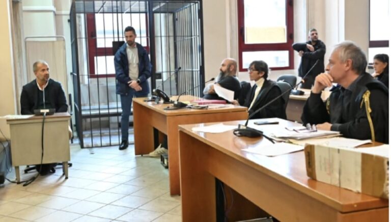 Processo al leader di Do.Ra. per la diffamazione di Berizzi, il pm aggiunge altre accuse