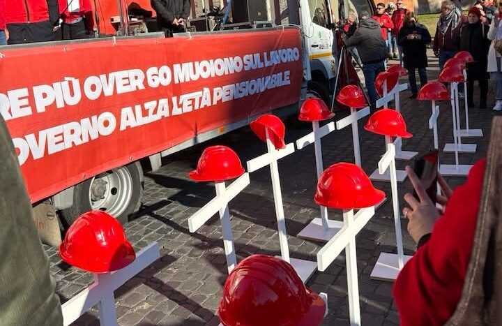 Sciopero generale della Cgil contro la manovra, mezzo milione in piazza