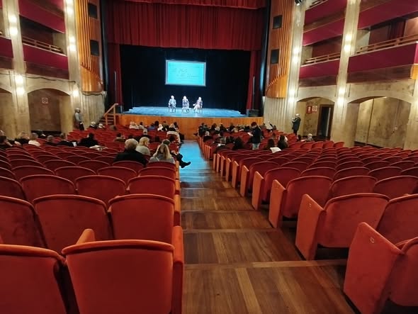 La lotta dei democratici contro il nazifascismo strisciante