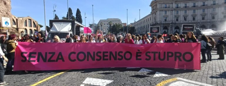 Corteo a Roma contro il Ddl Bongiorno: “Senza consenso è sempre stupro”