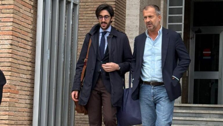Insulti da un tifoso della Lazio, Paolo Berizzi sentito in aula a Latina