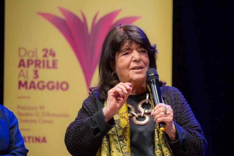 La Rosa Inversa: la verità sotto controllo, dal Settecento a oggi
