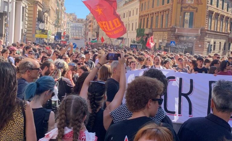 Minacce fasciste e sessiste all’assessora Pratelli per aver partecipato al corteo di Roma