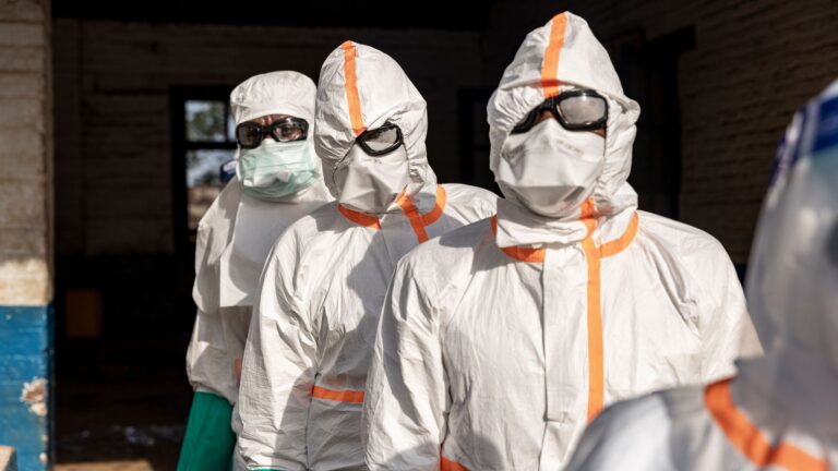 Ebola, stigma della povertà