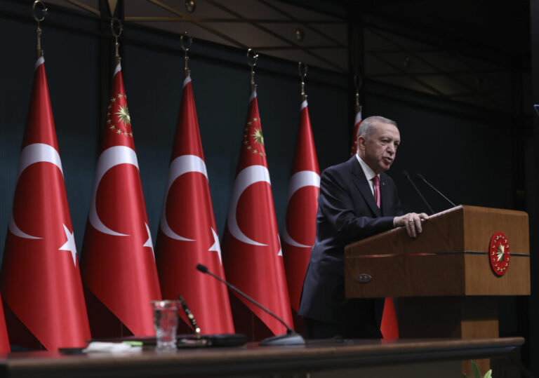 Vertice Nato, Articolo 21 e 25 ong per la libertà dei media chiedono il rilascio dei giornalisti detenuti in Turchia