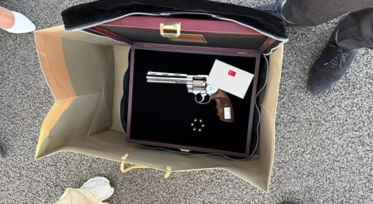 I pistoleros della Nato     