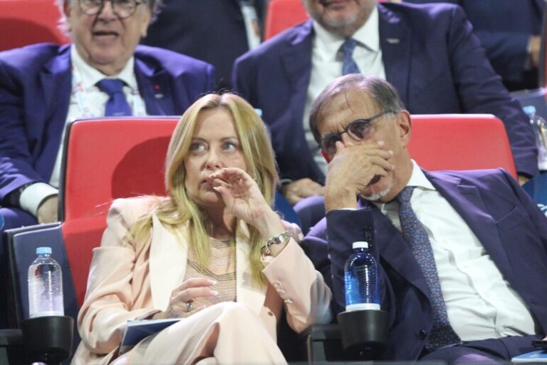 La voce di Taranto fa tremare i microfoni di Palazzo Chigi