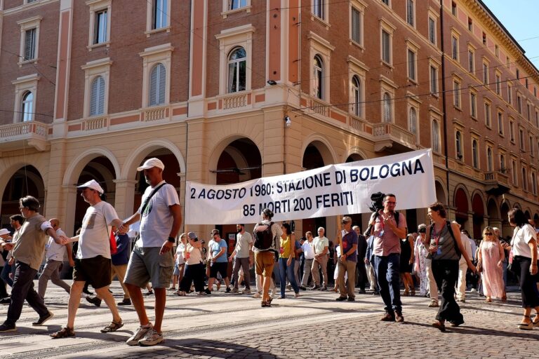 L’anniversario della Strage fascista di Bologna unisce chi crede nel lavoro della magistratura e nella verità e giustizia