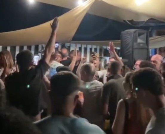 Saluti fascisti e “Faccetta Nera”: la notte nera di Mazara