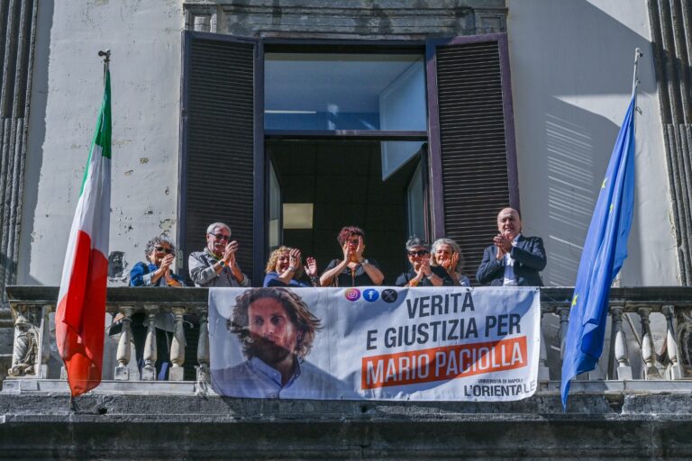 Napoli, ripristinato il banner per Mario Paciolla