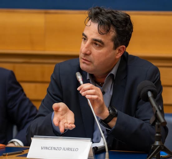 Premio Michele Cavaliere a Vincenzo Iurillo per gli scoop sul “Sistema Sorrento”