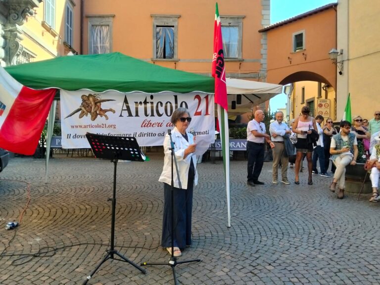 Manifestazione ad Orvieto: oltre 200 persone in piazza per difendere Costituzione e diritti civili contro le tesi di Futuro Nazionale