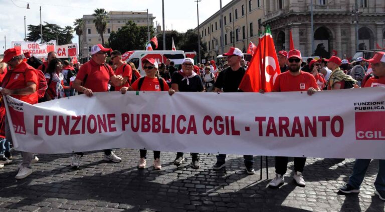 Un fiume di anime  che resistono sulla Via Maestra: Roma e tutta l’Italia in Rivoluzione