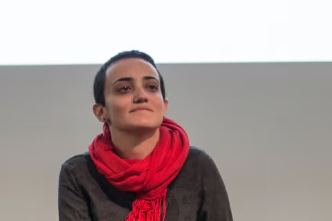 Condannata Lina Attalah, direttrice di Mada Masr. Chiuso il giornale