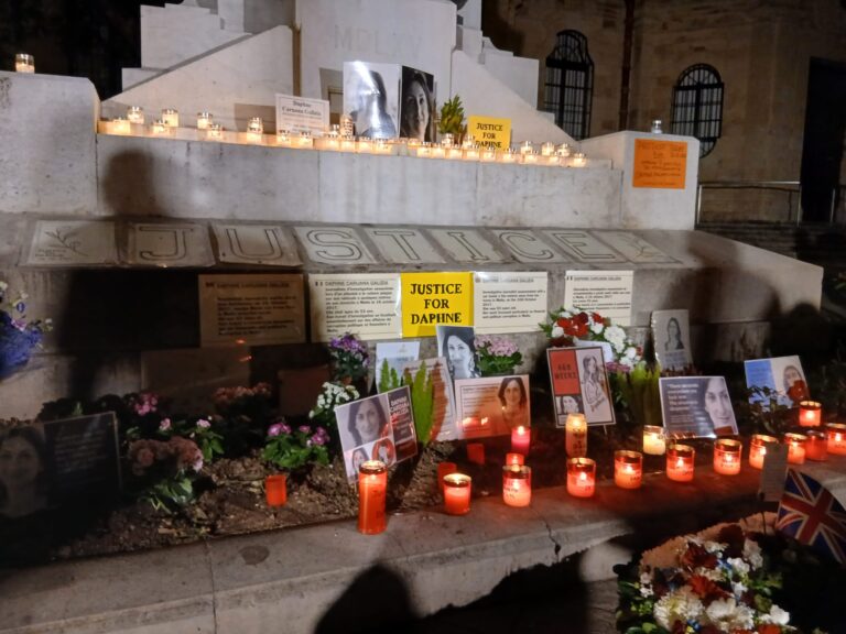 Il messaggio più forte a nove anni dall’assassinio di Daphne: “Siamo tutte streghe che fanno domande”