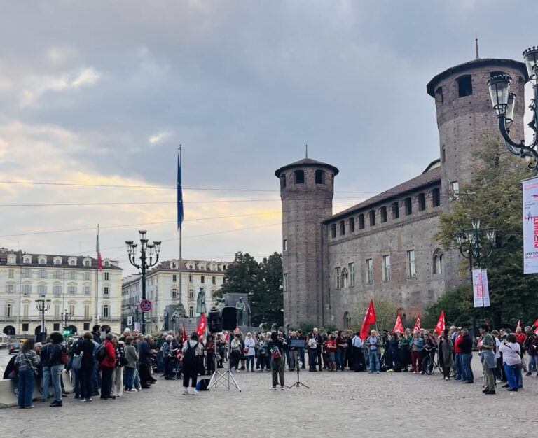Per la scuola libera Secondo Costituzione In presidio a Torino